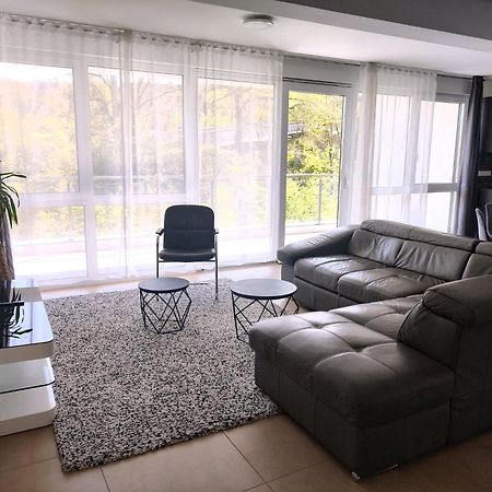 הופהיים אם טאונוס Hotel Valley Of Business Frankfurt-Airport - Grey Label Penthouse מראה חיצוני תמונה