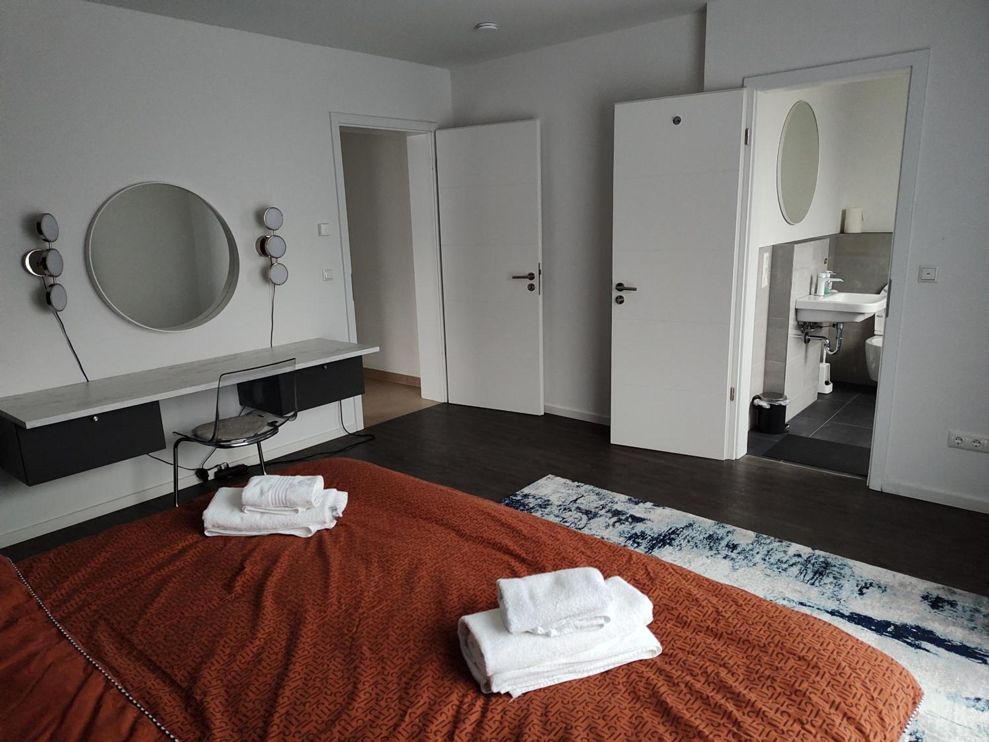 הופהיים אם טאונוס Hotel Valley Of Business Frankfurt-Airport - Grey Label Penthouse מראה חיצוני תמונה